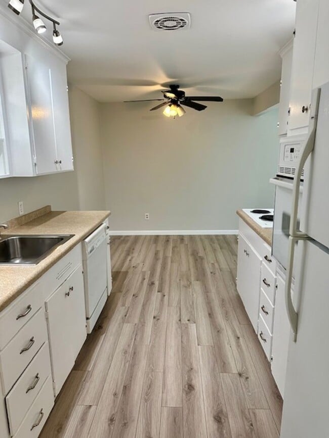 Photo - Remodeled 2 Bedroom Duplex Home in Magnolia