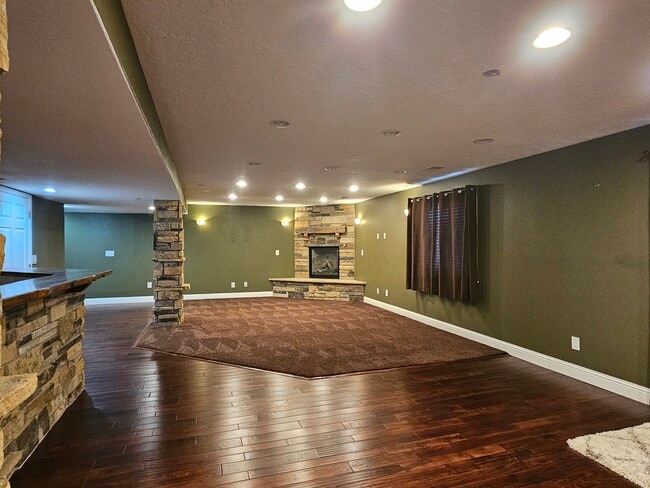 Photo - 1138 Lakecrest Ct