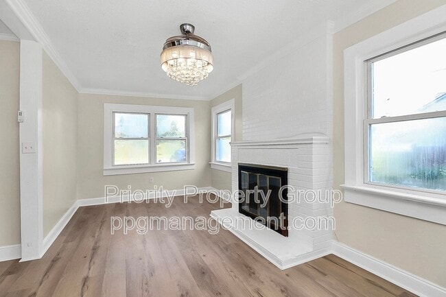 Photo - 1104 Linwood Rd