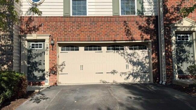 Photo - 2302 Pointe View Dr