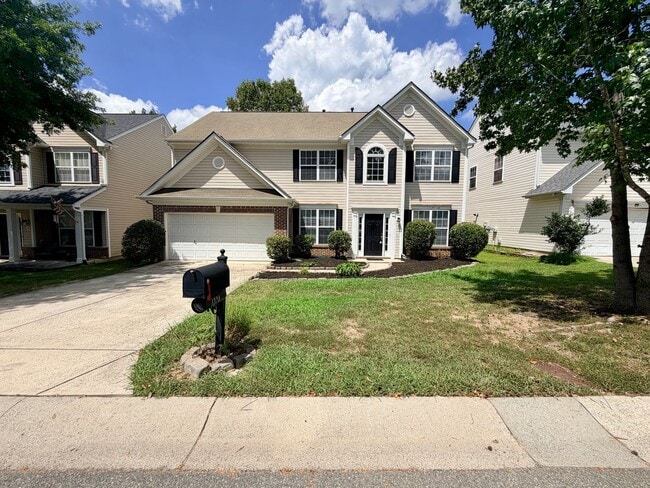 Building Photo - 1324 Emory Ln NW