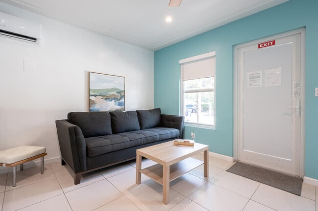 Photo - 334 Oregon St Unidad ID1312646P