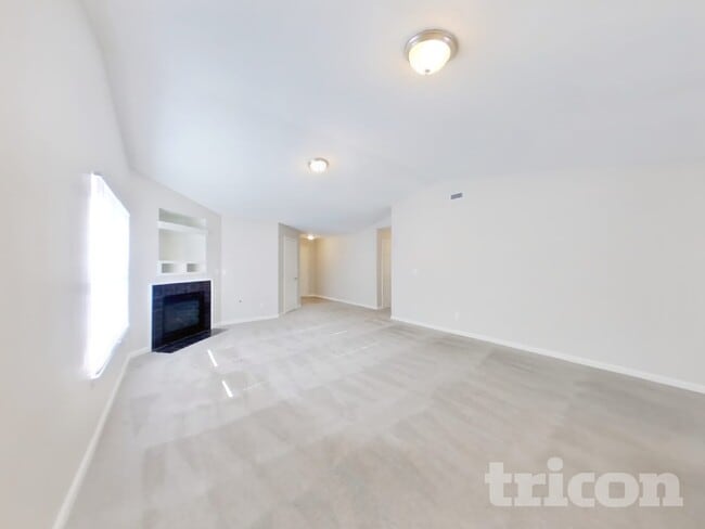 Photo - 1261 Legacy Ln