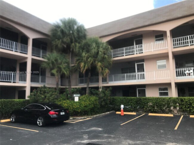 Photo - 501 Blue Heron Dr Unit 110-A