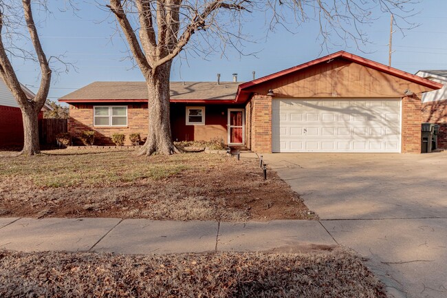 Building Photo - 3 Bed 2 Bath in Norman