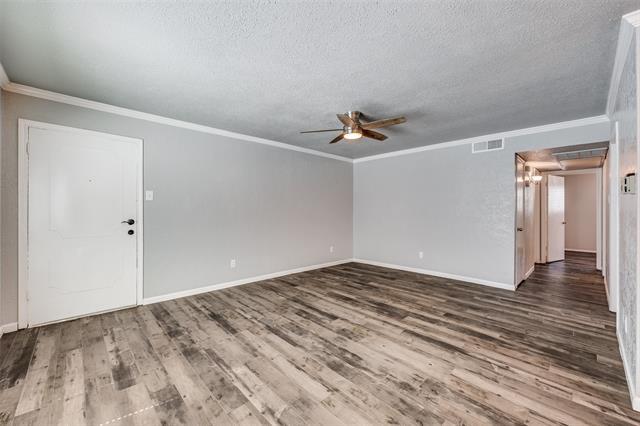 Photo - 5053 Les Chateaux Dr Unit 141