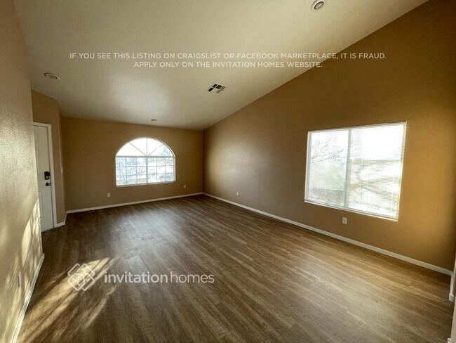 Photo - 1938 Panther Pl