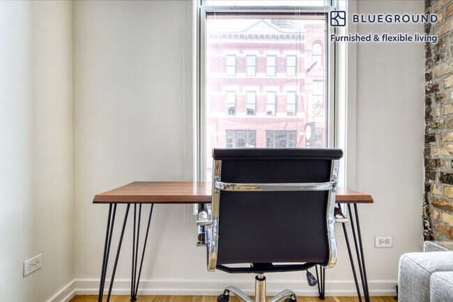 Photo - 1422 N Milwaukee Ave Unit FL2-ID420