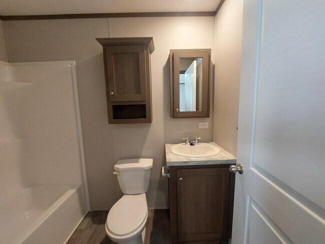 Photo - 105 Delta Dawn Dr