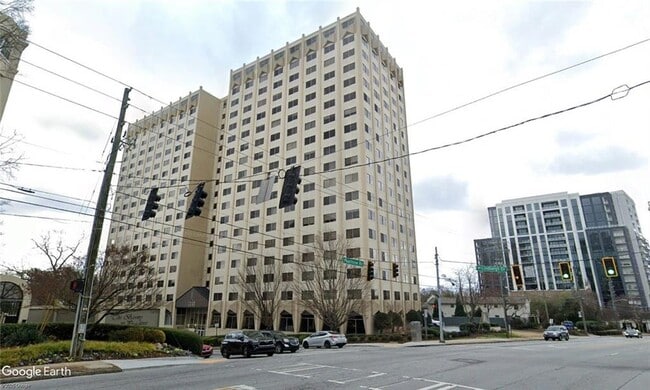 Building Photo - 2479 Peachtree Rd NE Unit 1109