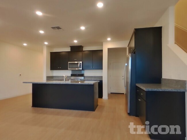 Photo - 2054 Delta Vw Ave