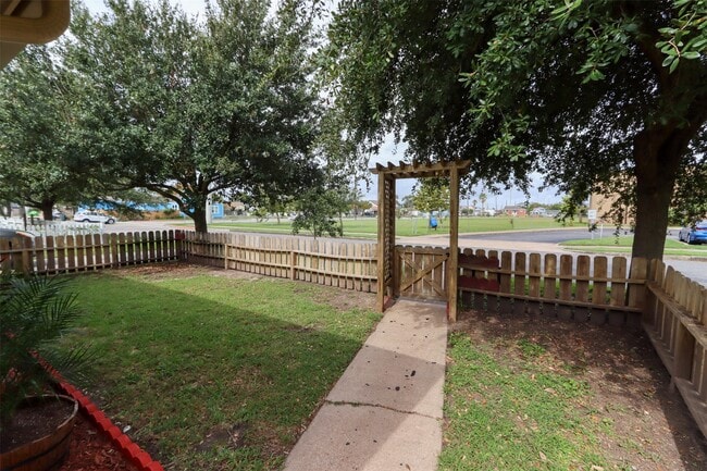 Photo - 5217 Ave N 1/2