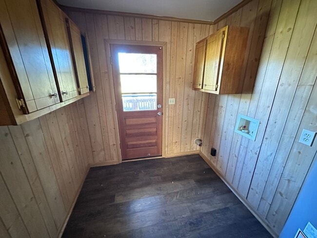 Photo - 3 Bedroom, 1 Bathroom- House in North Rome!