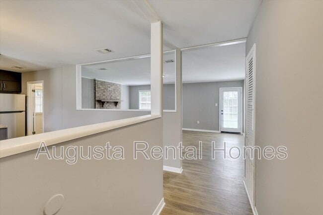 Photo - 3606 Cameron Dr