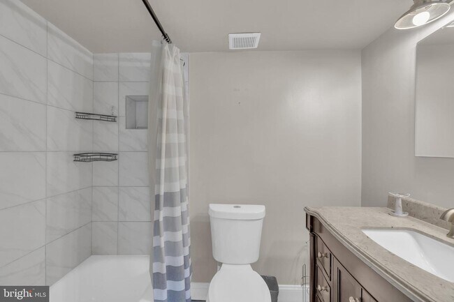 Photo - 5107 Crossfield Ct