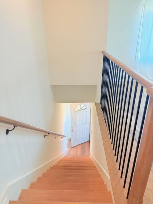 Photo - 1/2 OFF FIRST MONTH! BEAUTIFUL & SPACIOUS ... Unit 2202