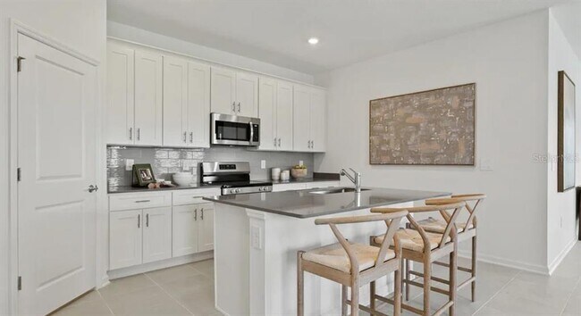 Photo - 4246 St Thomas Wy