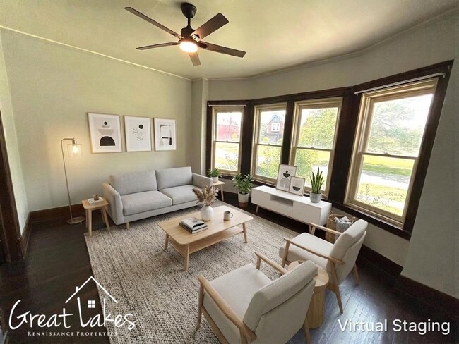 Photo - Cozy 2 Bedroom 1 Bathroom now available for rent! Unit 1