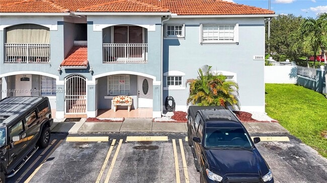Building Photo - 2860 W 80th St Unit 117-12 Rental