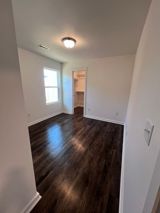 Photo - New Beginnings Start with AMRR: Now Pre Leasing with Move-In Special!