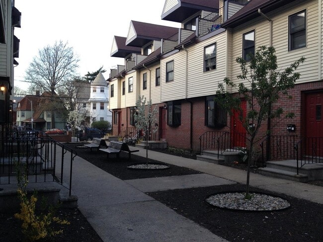 Photo - 40 Ashford St Apartments Unit 2