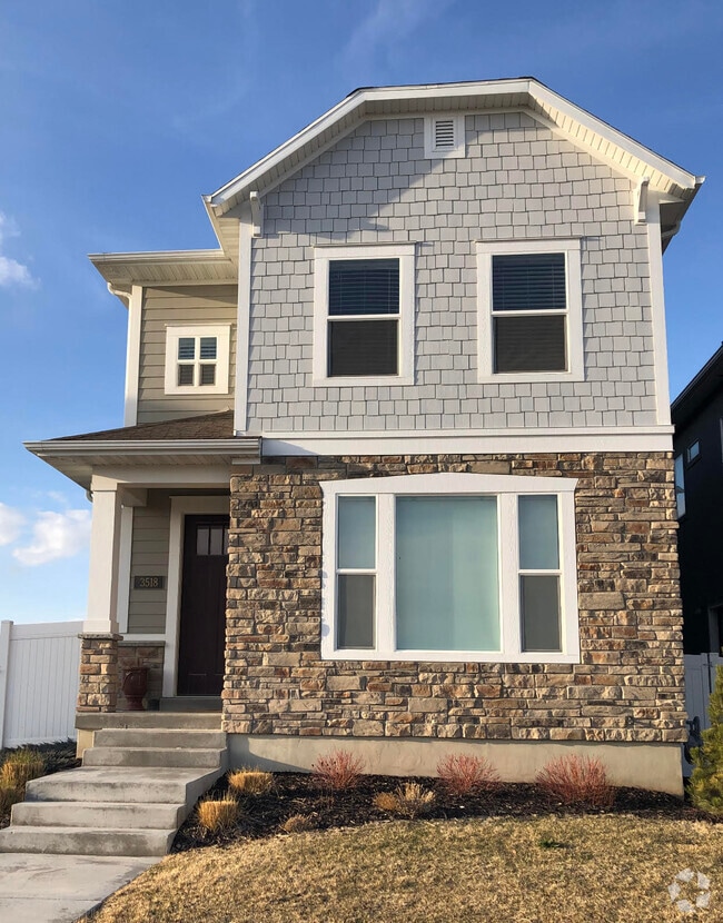 Building Photo - 3518 W Waterbury Dr Rental