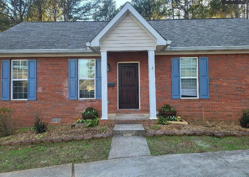 Photo - 205 Zoie Ct House