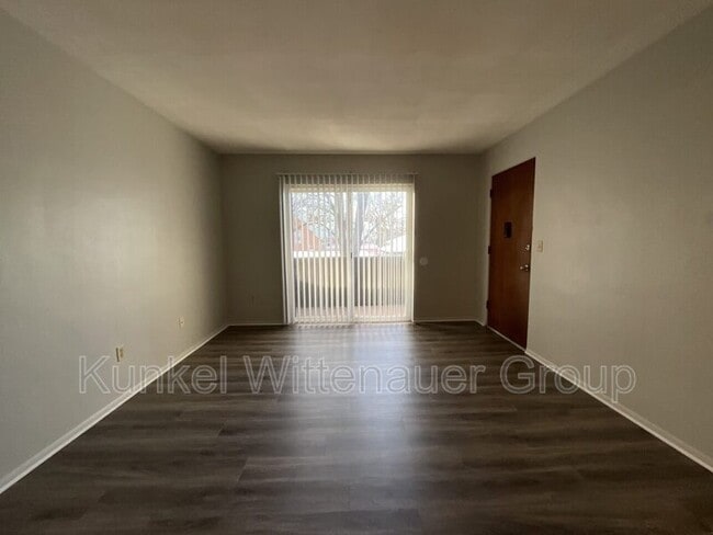 Photo - 815 Laurel St