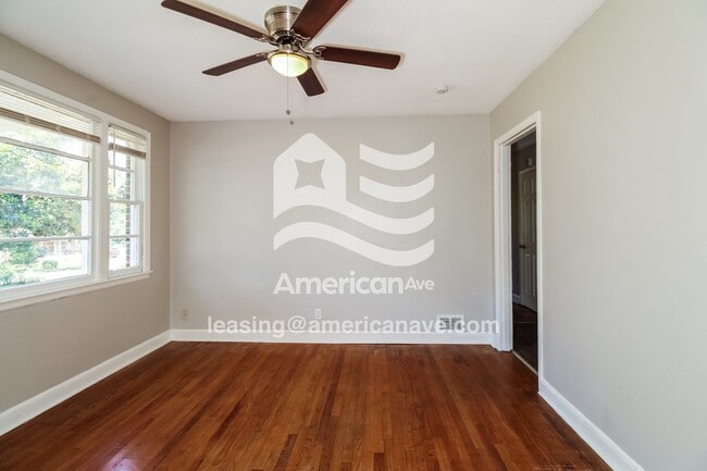 Photo - 134 Newcastle Dr