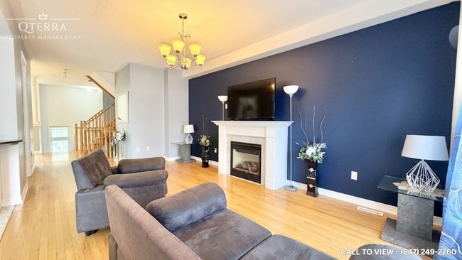 Photo - 18 Asner Av