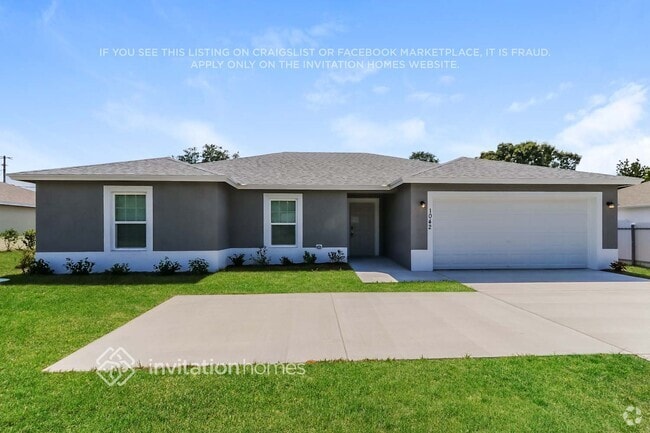 Building Photo - 1042 SW Del Rio Blvd Rental