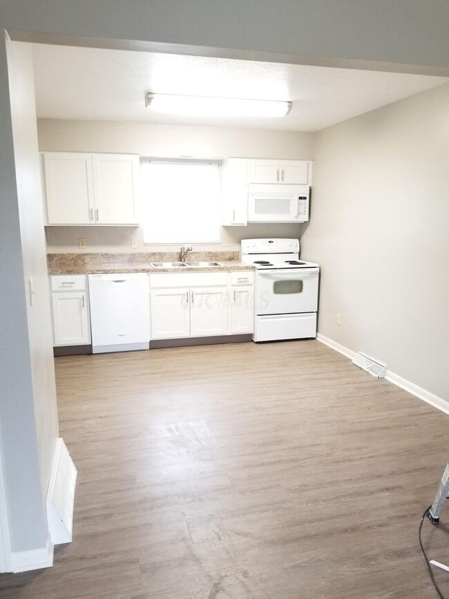 Photo - 1725 Churchill Downs Rd