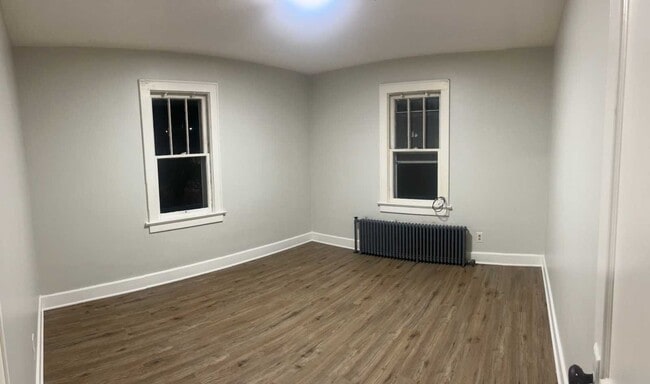 Photo - 233 Lester Ave Unit 2R