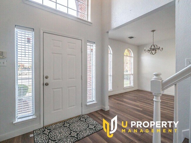 Photo - Location! Location! Nature light throughou...