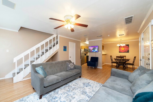 Building Photo - 4107 Medical Dr Unit 6208 Rental