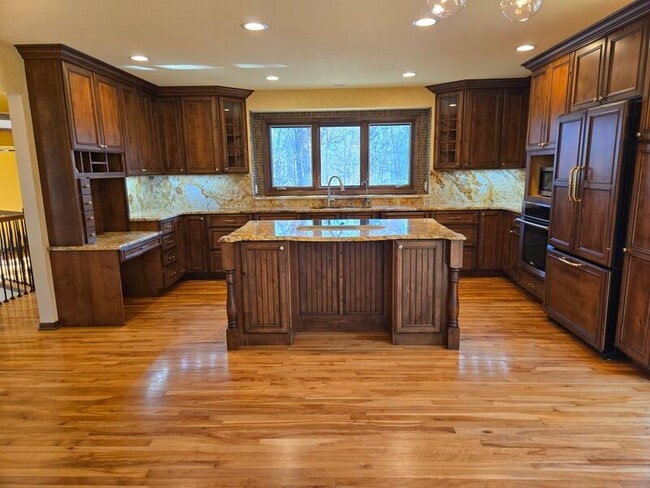 Photo - 7210 Juniper Ave