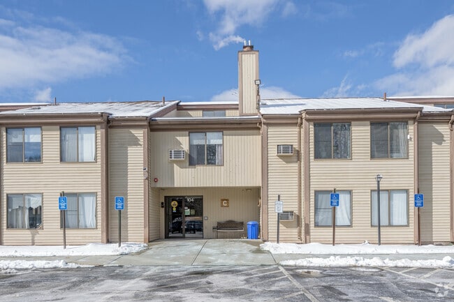 Washington Hill Apartments