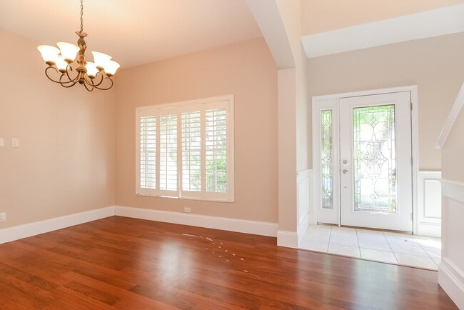 Photo - 18863 Maisons Dr