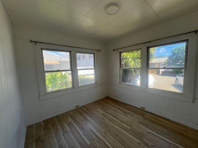 779 Mahiai Pl Unit Main House