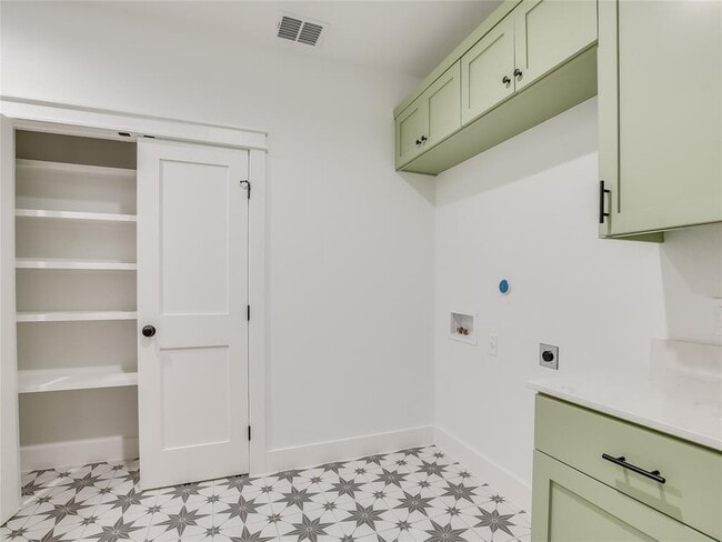 Photo - 416 Stagecoach Trail