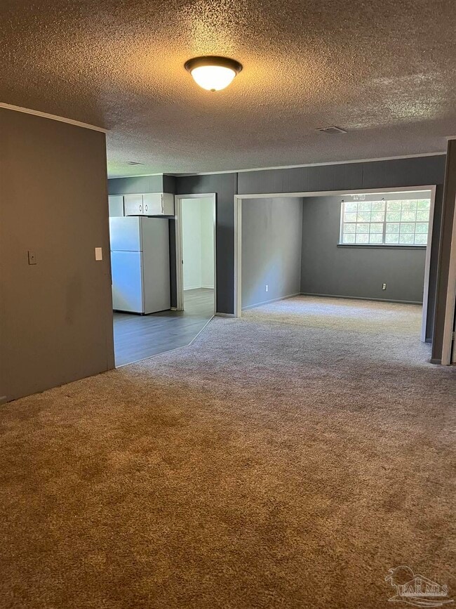 Photo - 1024 Sawyer St