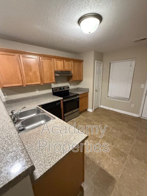 Photo - 277 Lossie Ln