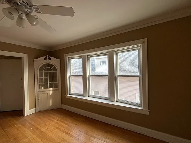 Photo - 1022 N Menard Ave Unit 2