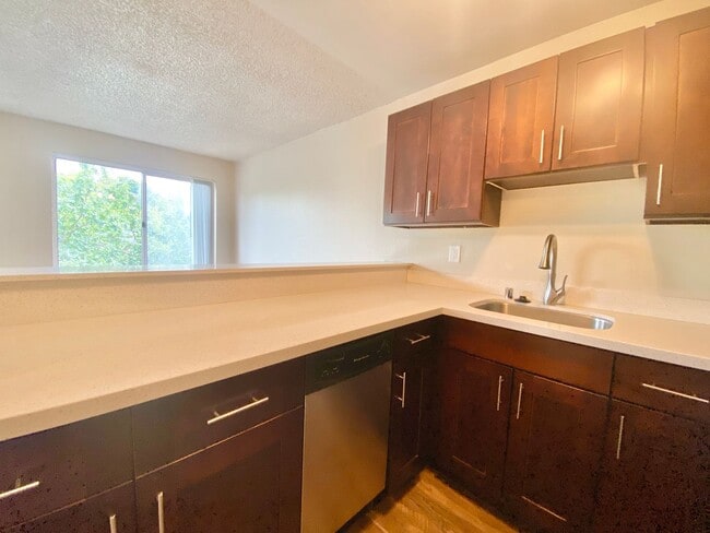 Photo - Kenny Apartments