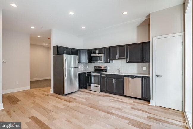 Building Photo - 514 South St Unit 205 Rental