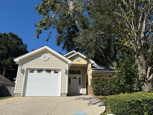 Building Photo - East Tallahassee Home In Weems Plantation