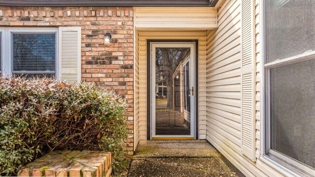 Photo - 1708 War Eagle Dr