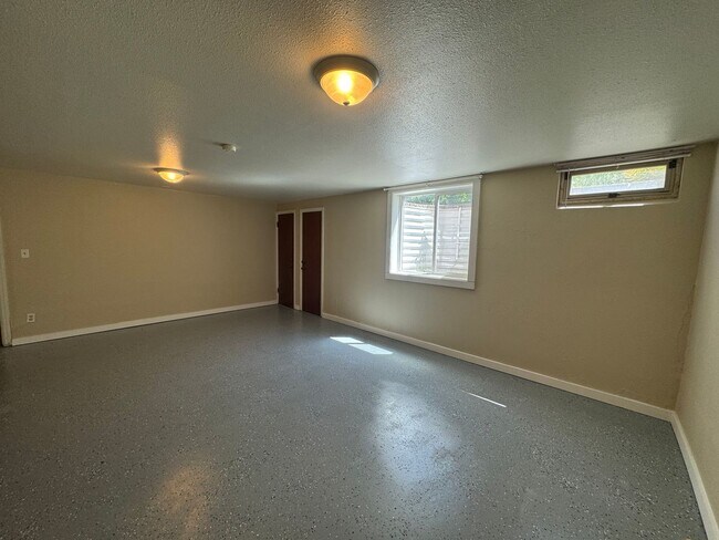 Photo - 232 Hastings Ave Unit 228