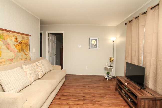 Photo - 1025 N Jefferson St