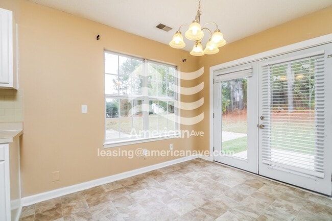 224 Bridleridge Rd